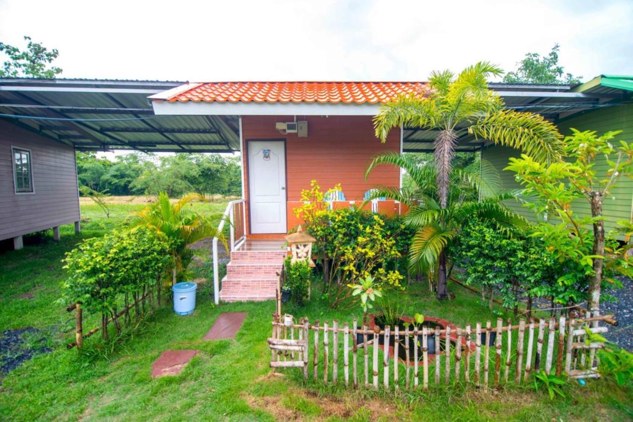 Chalet Nonplern Garden Khaoyai Noen Hom