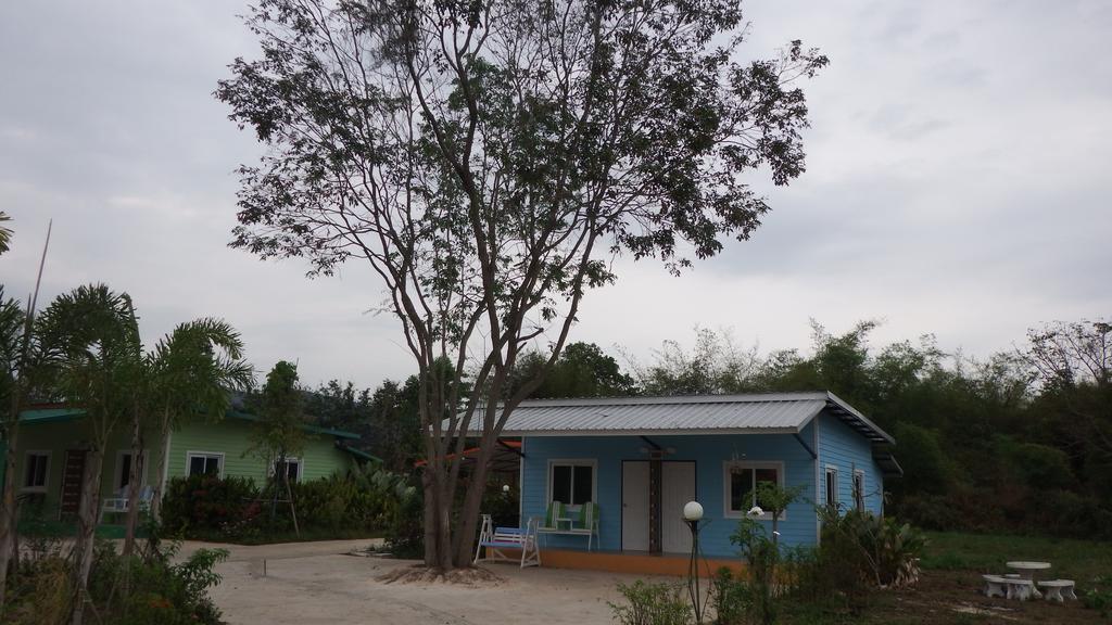 Chalet Nonplern Garden Khaoyai Noen Hom
