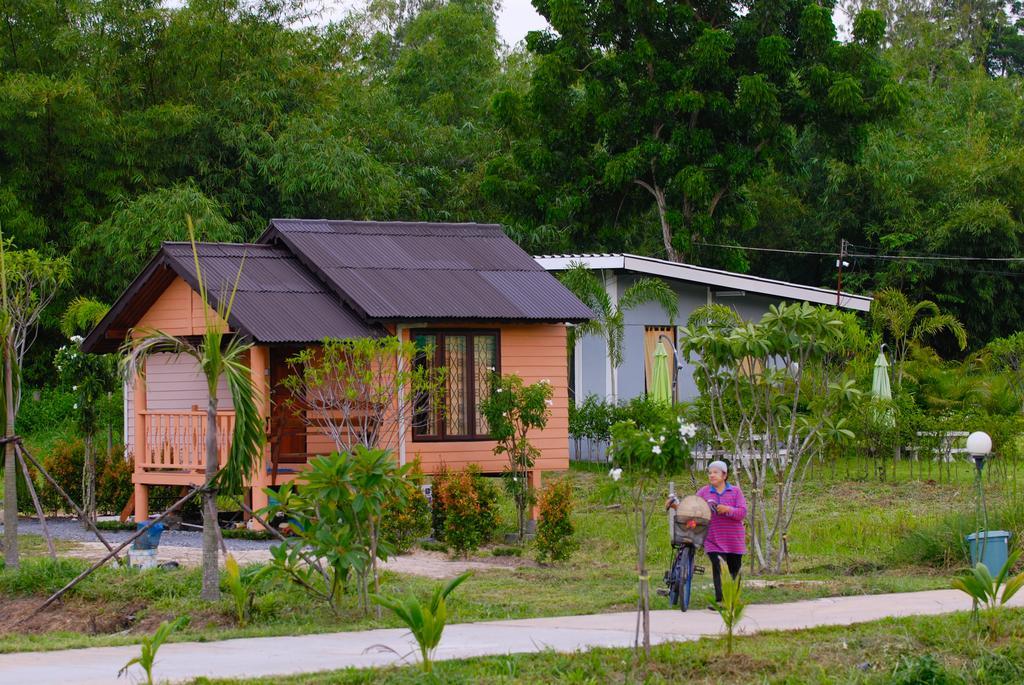 Chalet Nonplern Garden Khaoyai Noen Hom